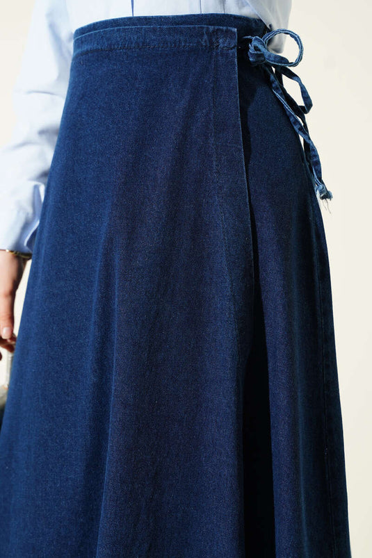 Piece Detailed Tied Denim Skirt Blue
