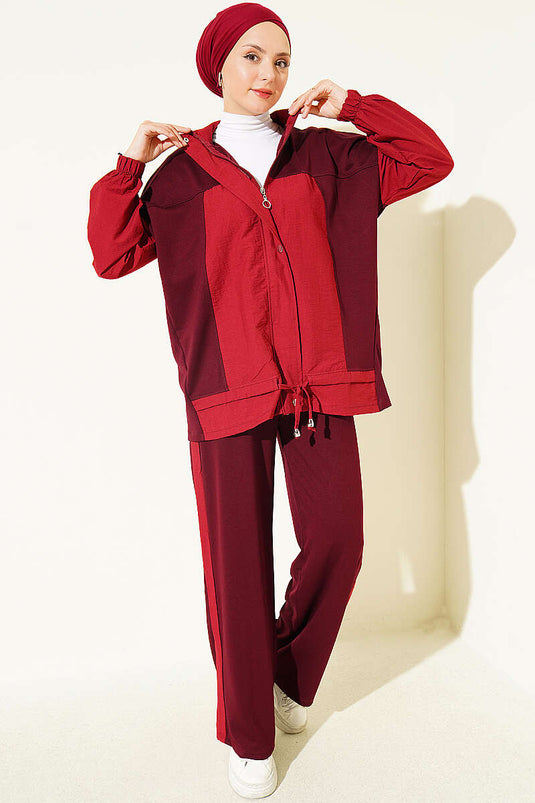 Bordeaux Knopen Tweedelige Set Met Details