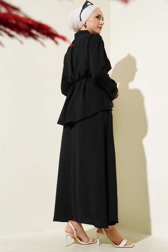 Ensemble Ayrobin noir à jupe et ceinture détaillée