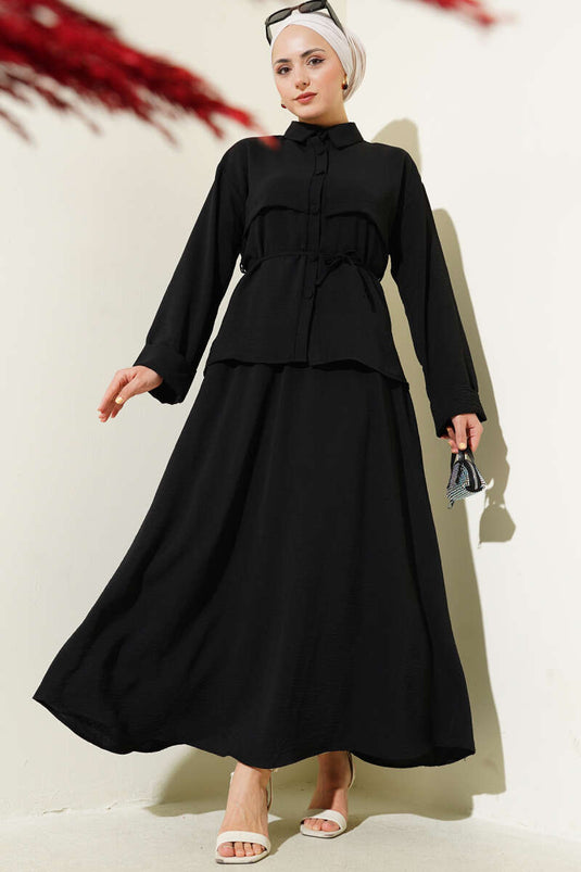 Ensemble Ayrobin noir à jupe et ceinture détaillée