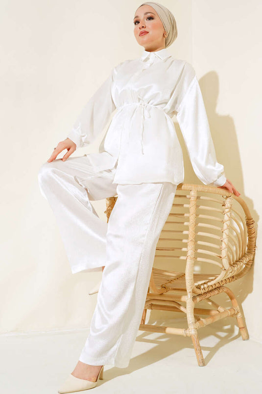 بدلة قميص لامعة إكرو