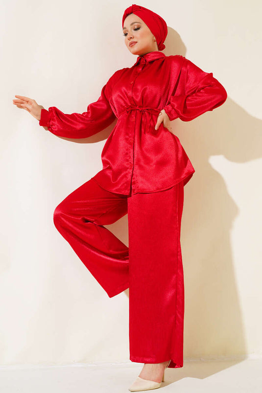 بدلة قميص مشرقة باللون الأحمر