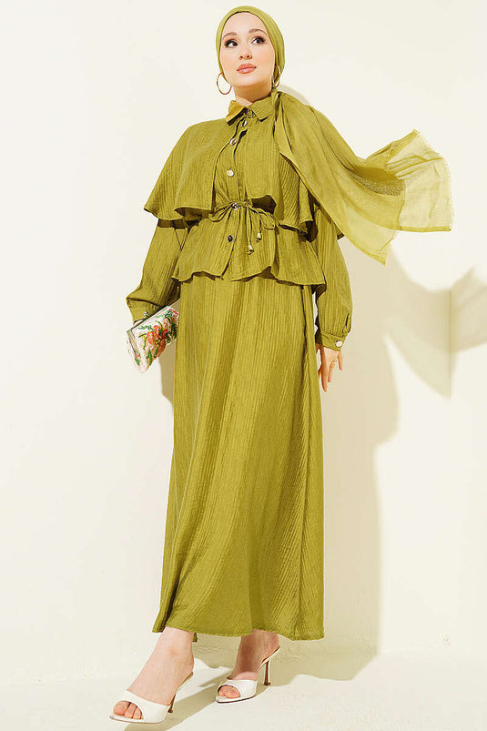 Ensemble deux pièces avec blouse pèlerine et jupe, vert olive