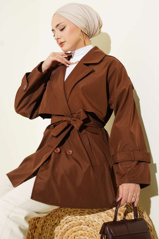 معطف ترنش بني بتفاصيل كتفي