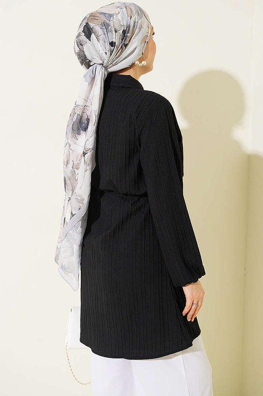 Camicia Nera Con Mantella E Dettaglio A Nastro