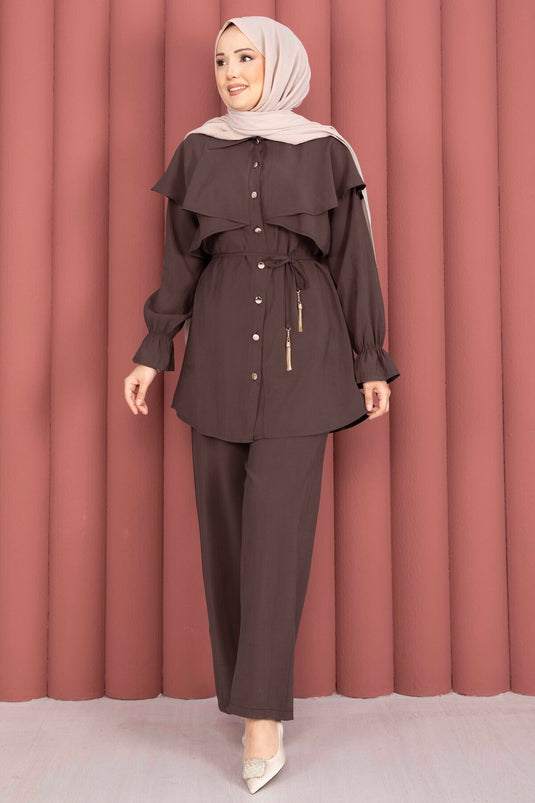 Ensemble tunique à boutons avec cape design et pantalon, couleur café