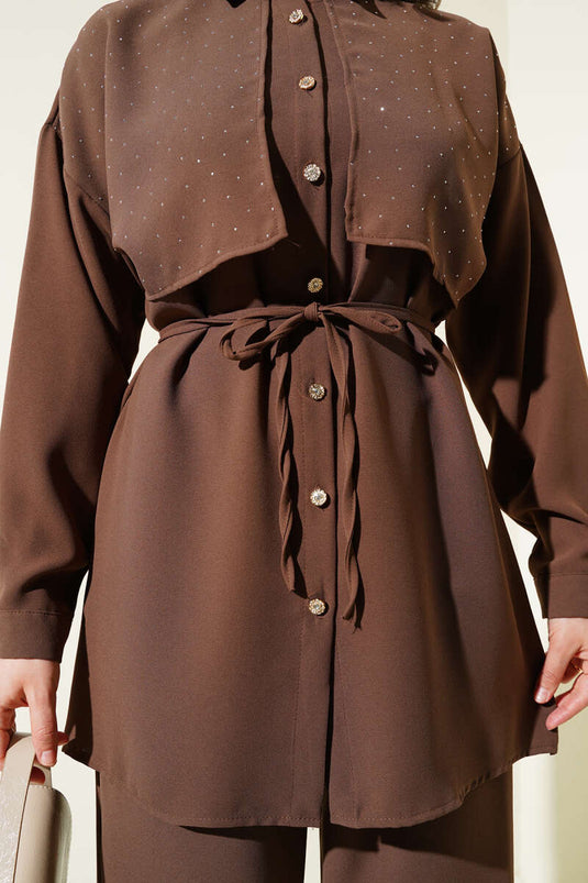 Costume deux pièces marron avec ceinture en corde et cape Stoned