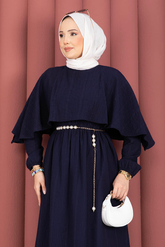 فستان صيفي مبطن برقبة بيليرين وخصر مطاطي باللون الأزرق الداكن