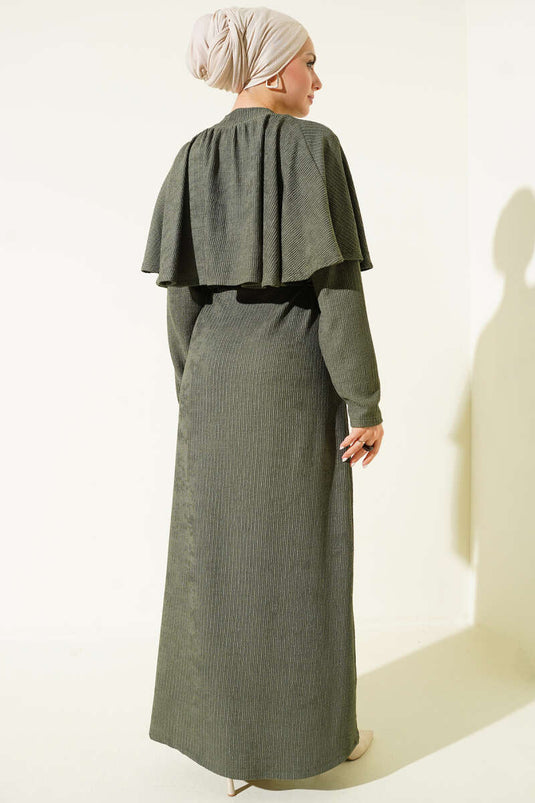 Cape-artiges Schnürkleid, Khaki