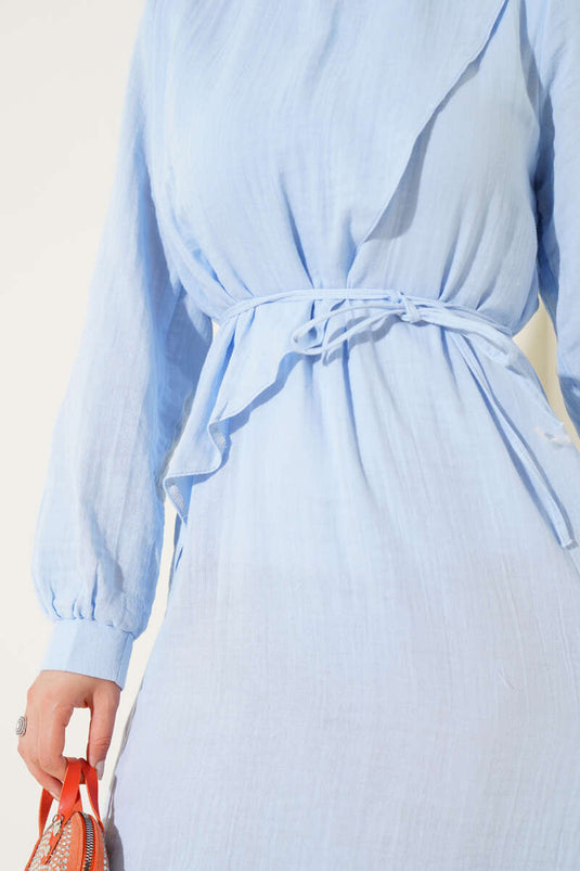 فستان أزرق بحزام من العباءة والحبل