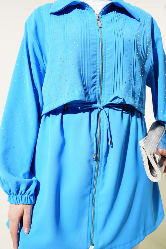 Cape with Stoned Waist Tunnel and Blue Cape