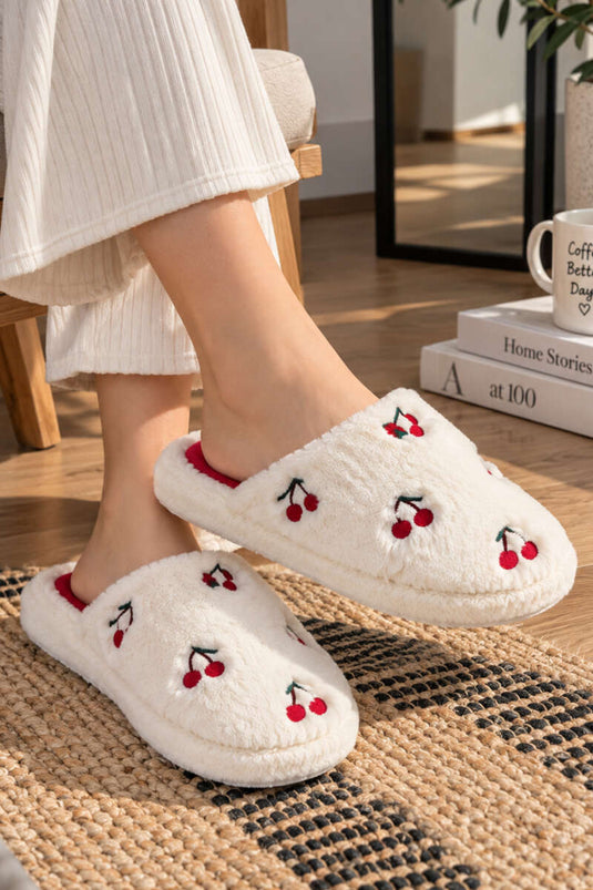 Peluş Figürlü Ev Terliği Kiraz