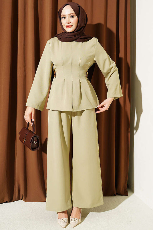 Ensemble De Bijoux Avec Boucle Dorée En Vert Calla