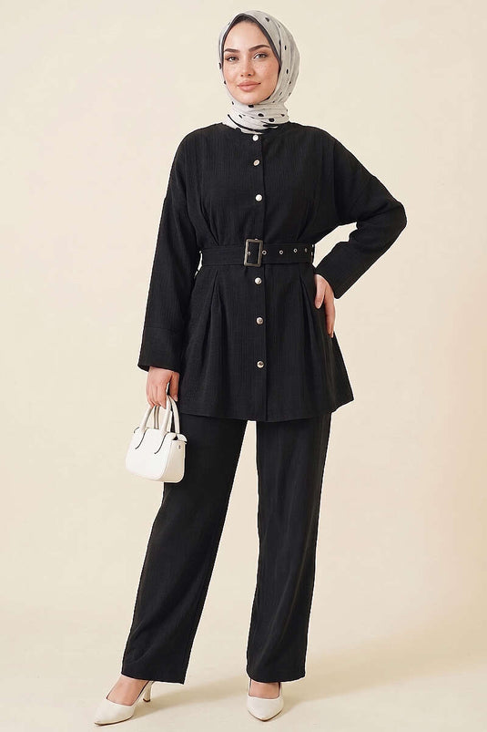 Ensemble Deux Pièces Ceinturé avec Détail de Plume Noir