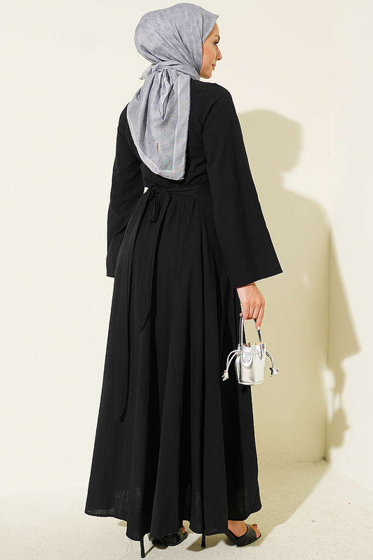 Elegantes Schwarzes Leinenkleid Mit Bindeband