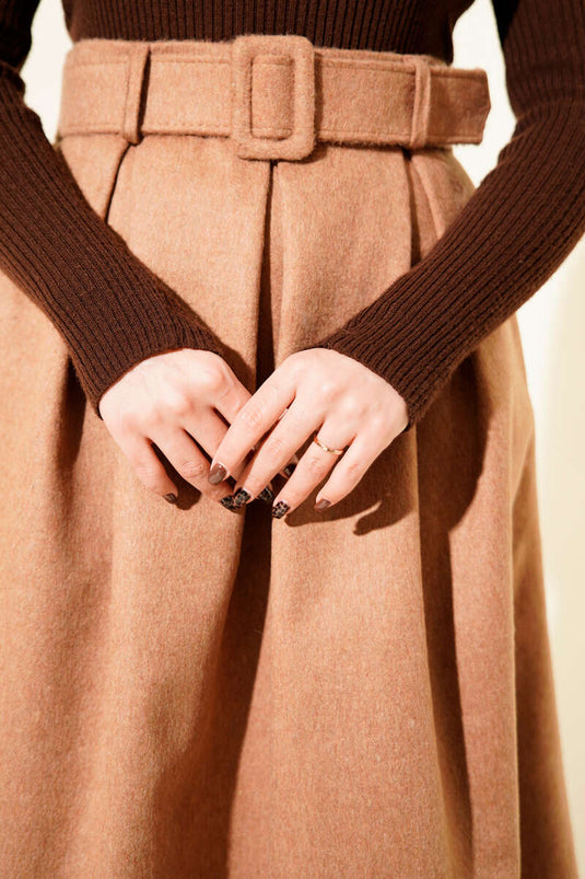 Pens Detaylı Kloş Kaşe Etek Latte