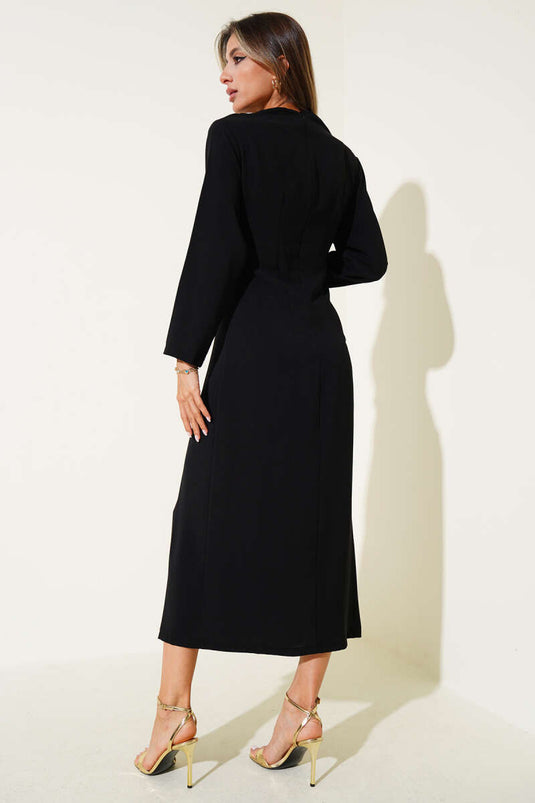 Pile Detaylı Gold Tokalı Midi Elbise Siyah