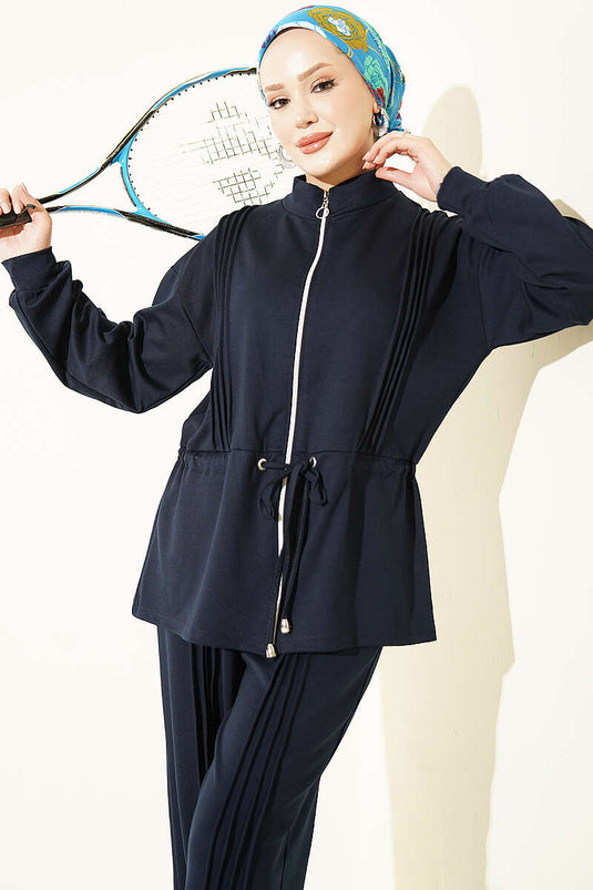 Completo Due Pezzi Con Pizzo E Dettagli In Pile Blu Navy