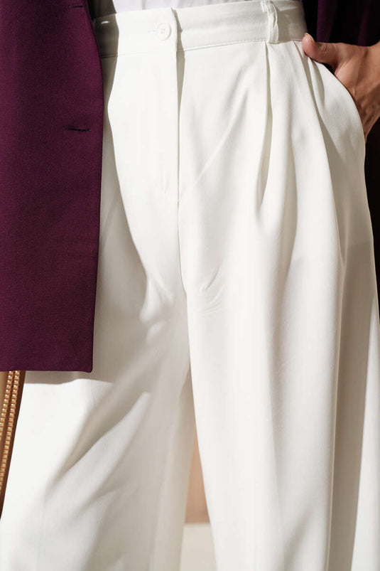 Weiße Palazzo-Hose Mit Futterdetail