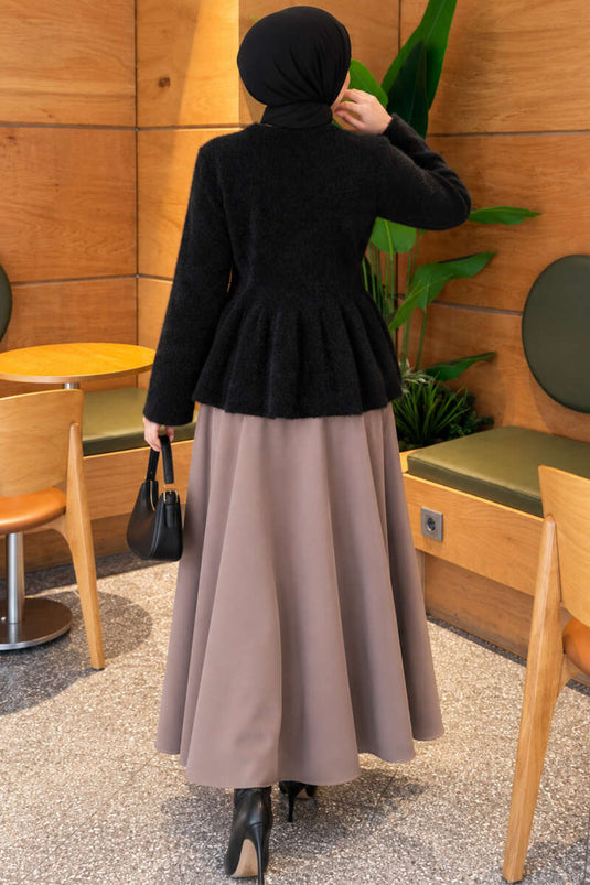 Cardigan Nero Plissettato Con Bottoni E Ricami