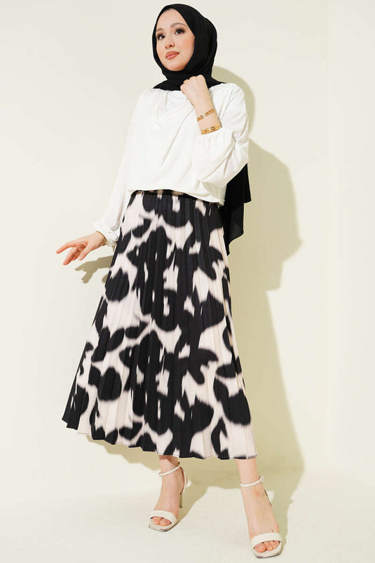 Black Pleated Patterned Skirt