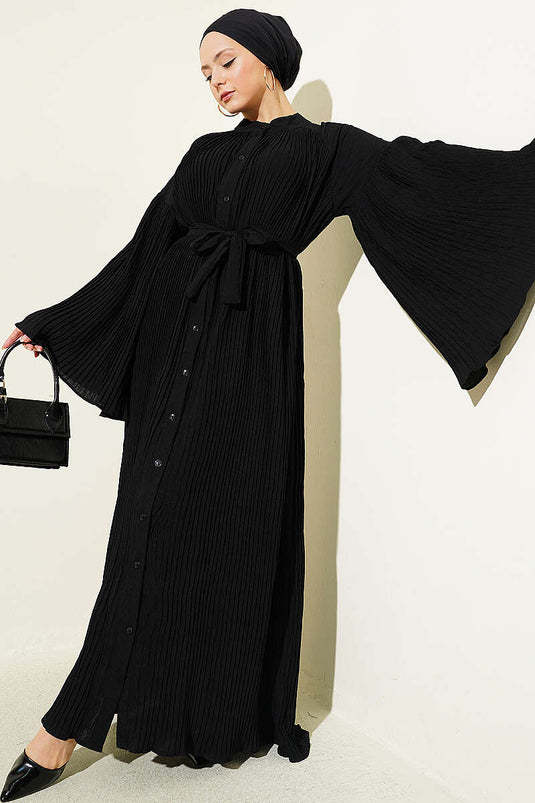 Plissiertes Kleid mit spanischen Ärmeln und Gürtel Schwarz