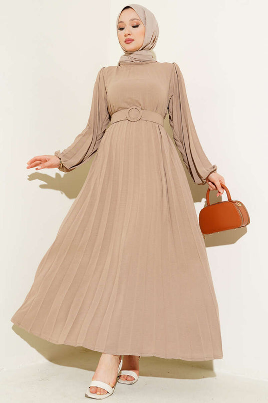 Robe Ayrobin plissée et ceinturée couleur Latte