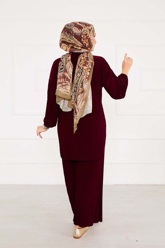 Plissierter bequemer Hijab-Zweiteiler mit Muster, Weinrot