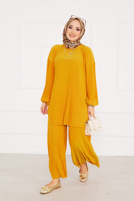 Pleated Relaxed Fit Hijab Two-Piece Set Mustard