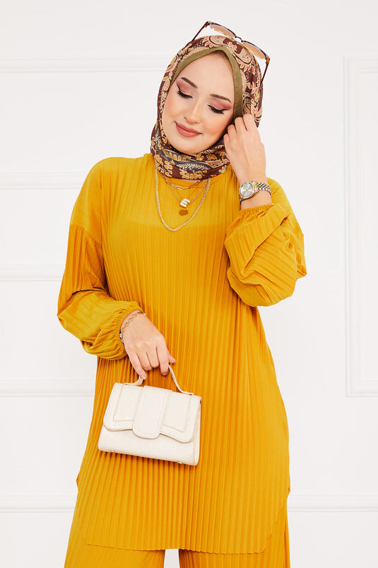 Pleated Relaxed Fit Hijab Two-Piece Set Mustard