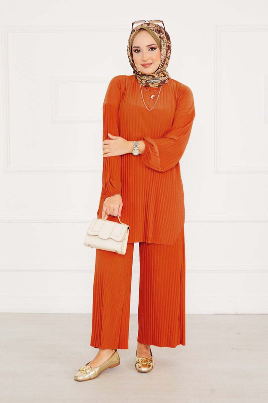 Pleated Relaxed Fit Hijab Two-Piece Set Orange
