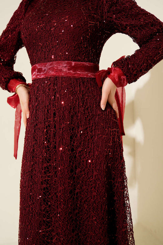 Funkelndes Pailletten-Abendkleid in Burgunderrot