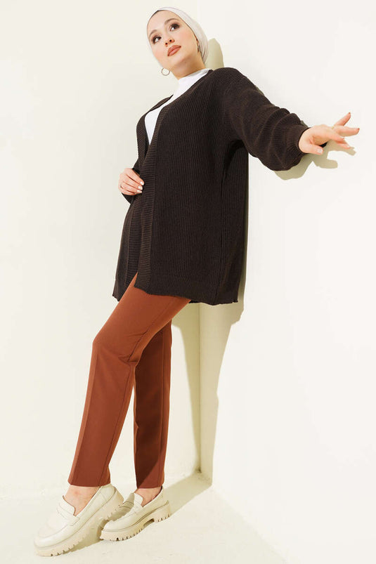 Cardigan a maglia base intrecciata in cotone color caffè