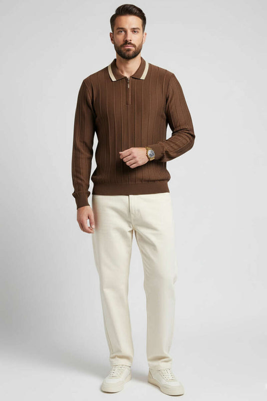 سويت شيرت رجالي بأكمام طويلة وياقة بولو مزينة باللون البني