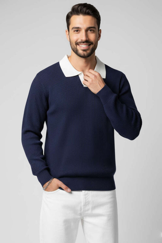 كنزة صوفية محبوكة بياقة بولو ملونة باللون الأزرق الداكن