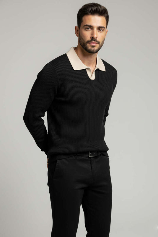 Schwarzer, bunter Strickpullover mit Polokragen