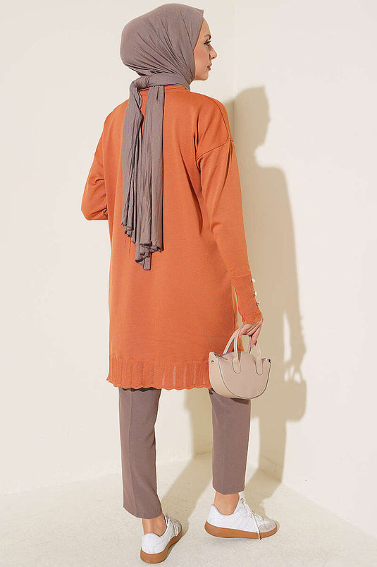 Tunique En Maille Orange À Col Polyelit Et Détails