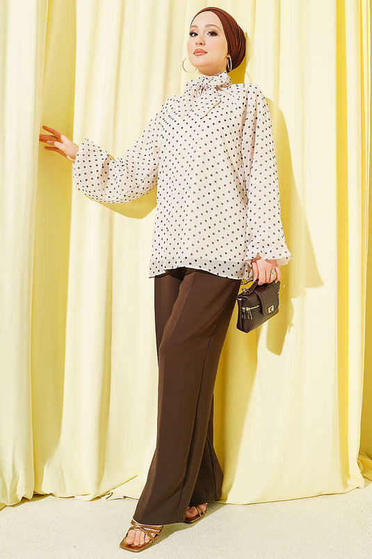 Tunique en chiffon beige à col noué à pois