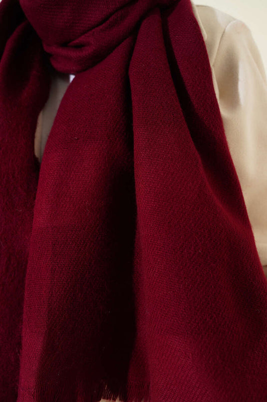Shoulder Shawl with Tassel Detail Burgundy