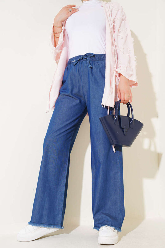 Püskül Detaylı Pantolon Kot