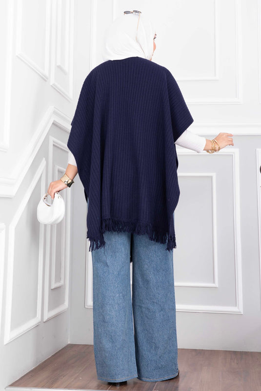 Blauer Strickcape Mit Fransen