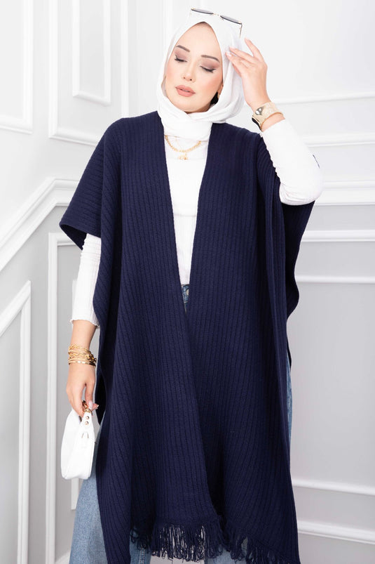 Blauer Strickcape Mit Fransen