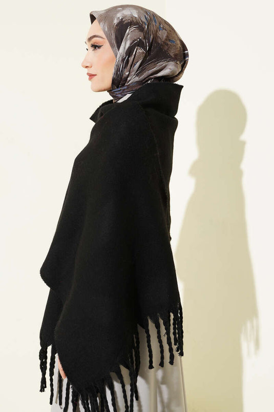 وشاح كتف ناعم مزين بشرابات أسود