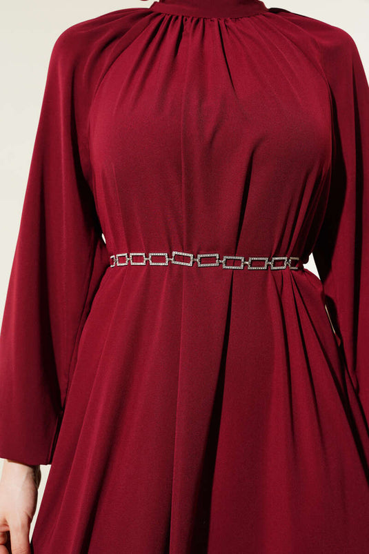 Robe à manches raglan et ceinture à chaîne bordeaux