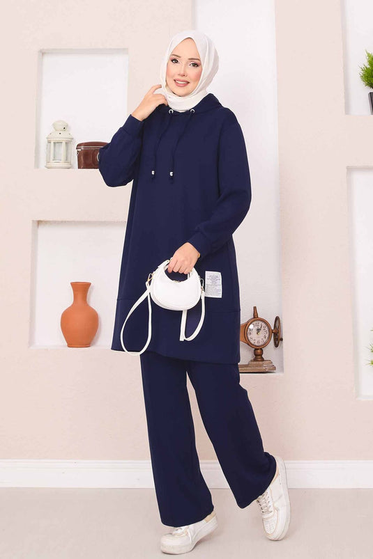 بدلة حجاب من قطعتين بغطاء رأس وشعار ريلاكس، أزرق داكن