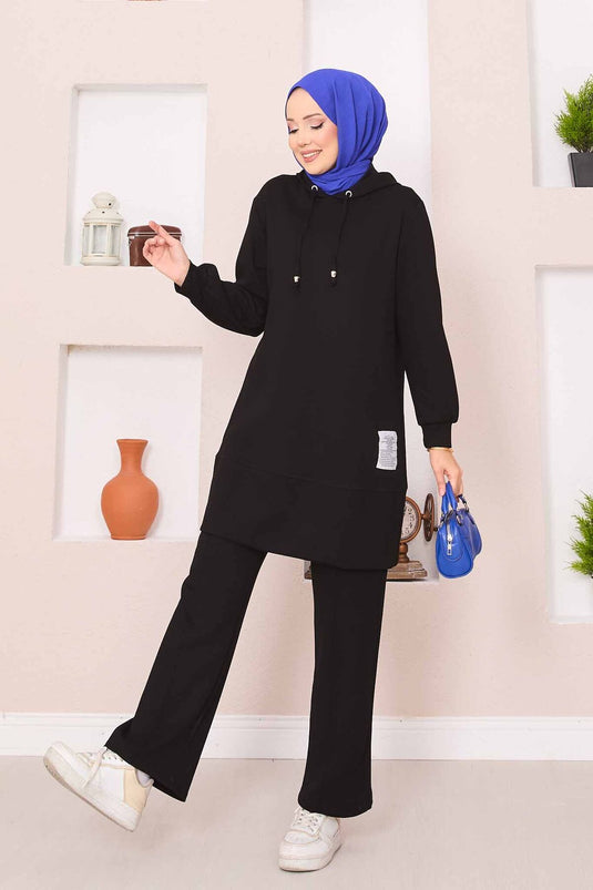 Relax Emblem Hooded Hijab Two Piece Set Black
