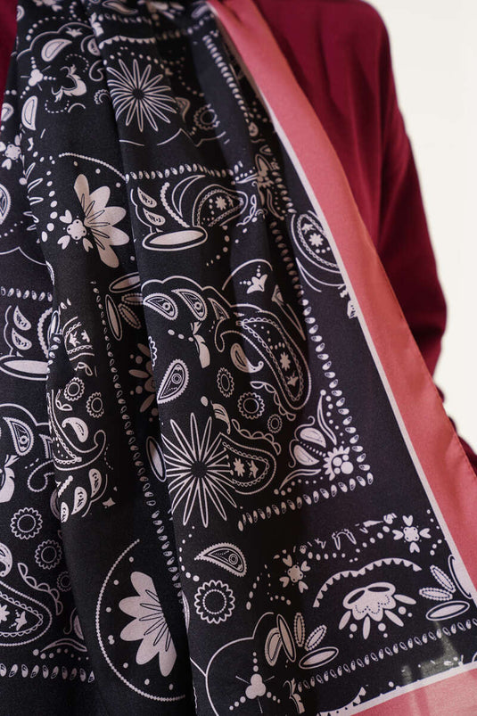 شال مخطط بنمط ريترو على شكل فم الطفل