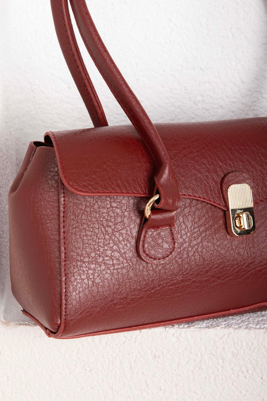 Retro Lock Detailed Baguette Bag Burgundy