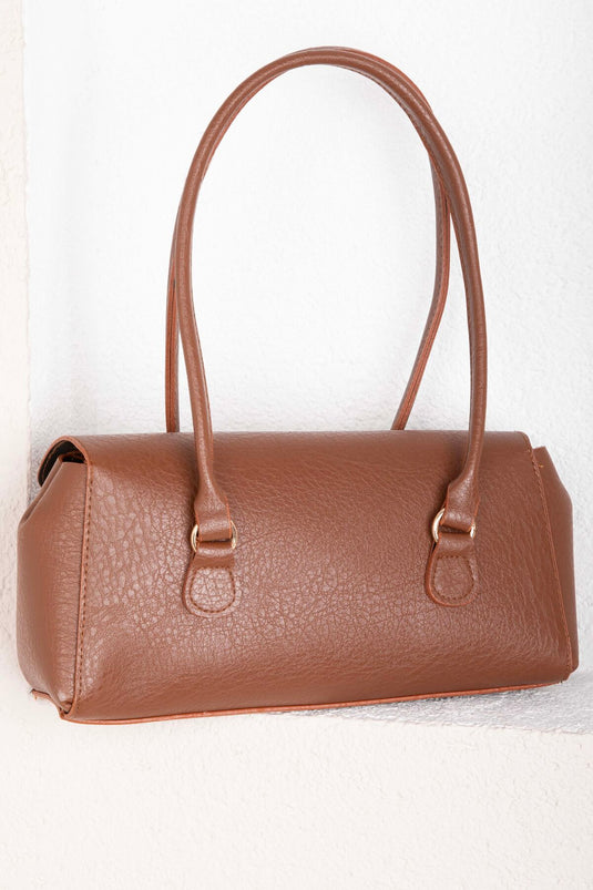 Retro Lock Detailed Baguette Bag Tan