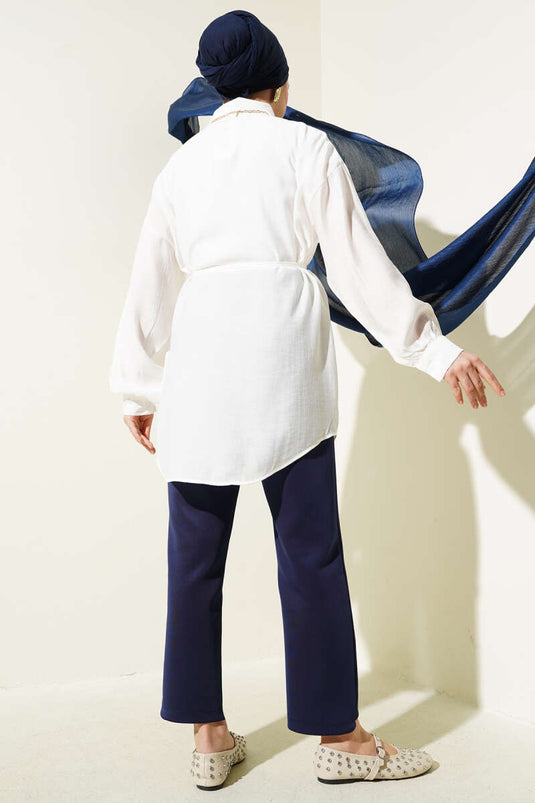 قميص مع حزام حبل ونير باللون البيج